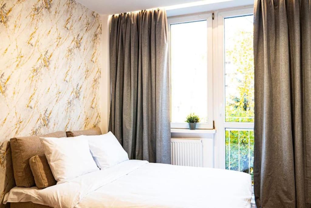 Apartament Funkcjonalne Blisko Przystankow *